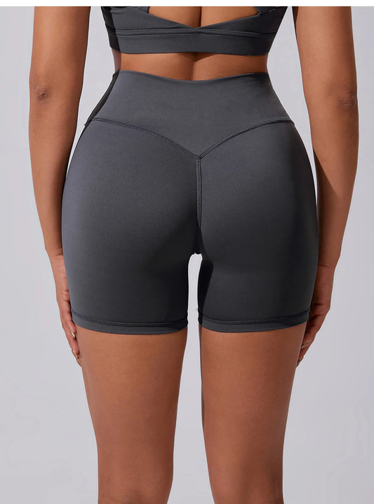 Lyrae scrunch shorts